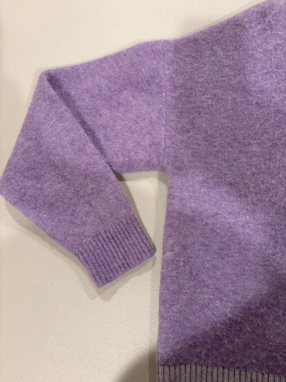 Lululemon Sweater Womens Small Purple Alpaca Merino Wool V Neck Stretch Pullover
